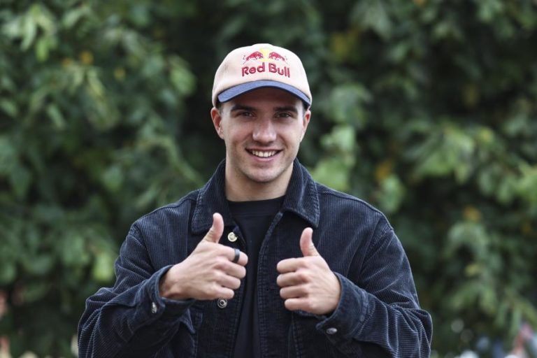 Vasco Vilaça segundo na estreia no Ironman 70.3 no Bahrain