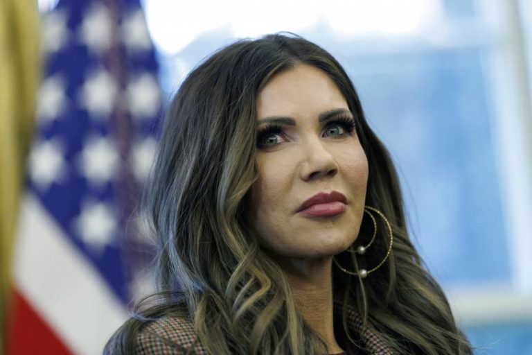 Governo dos EUA pretende alargar proibição de viagens a mais de 30 países