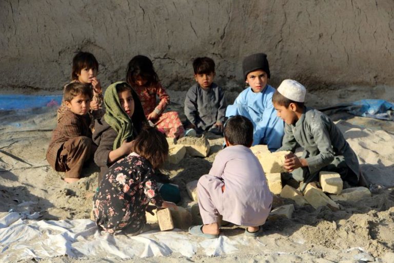 Mais de 200 milhões de crianças necessitarão de ajuda humanitária em 2026 — UNICEF