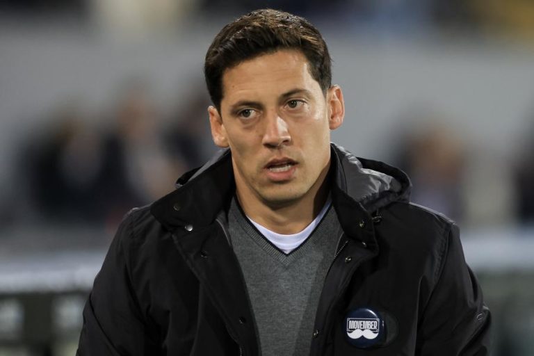 Luís Pinto vê FC Porto como “bom teste” para Vitória mostrar do que “é capaz”