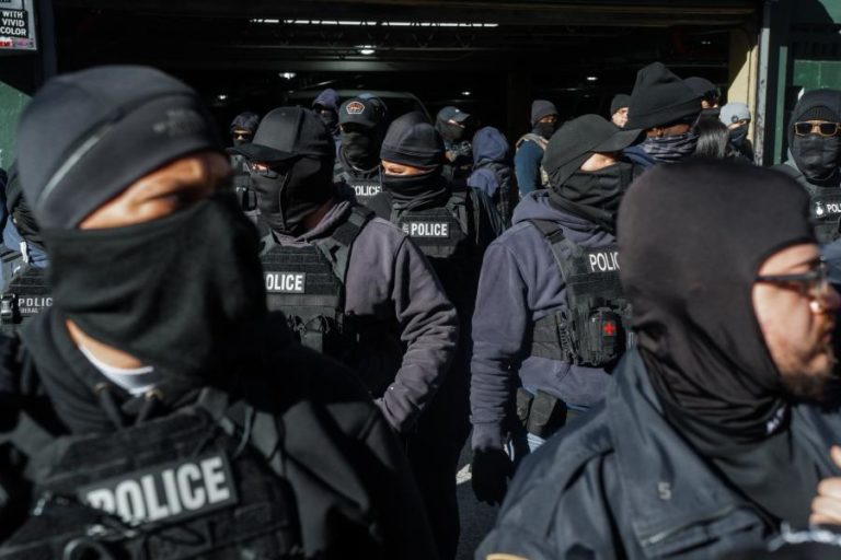 Departamento de Justiça dos EUA demite oito juizes que trabalhavam na imigração