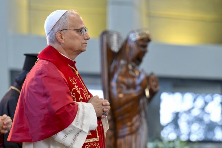 Papa apela para diálogo com Venezuela em vez de invasão dos EUA