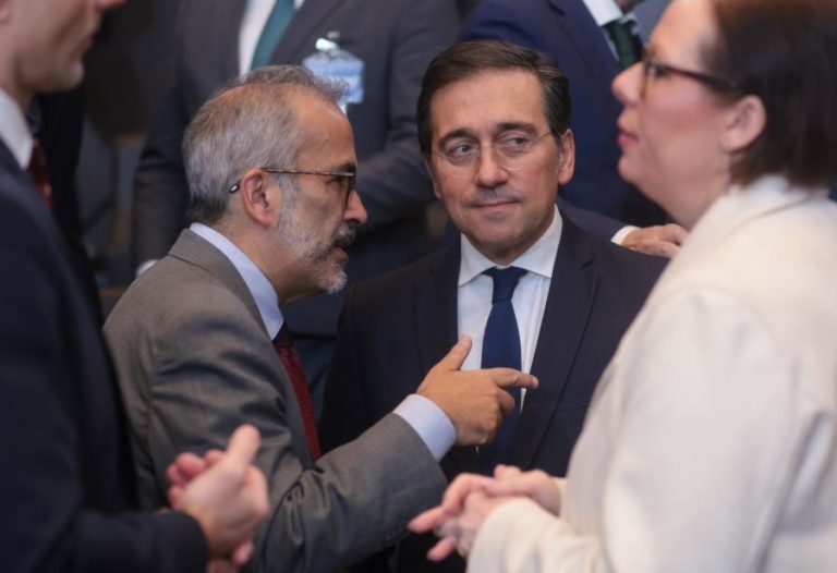 Proposta de Bruxelas dá “forma legal certa” para usar ativos russos – MNE