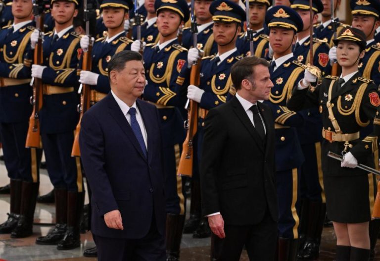 Ucrânia e desequilíbrios comerciais dominam encontro entre Macron e Xi Jinping