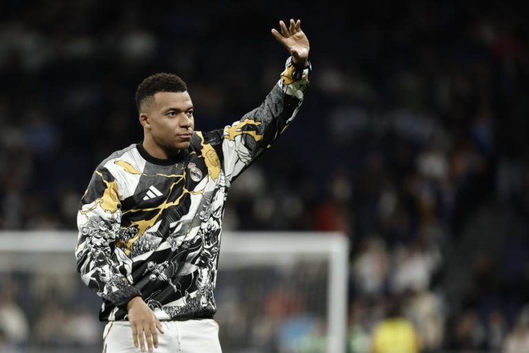 Paris Saint-Germain condenado a pagar 61ME ao futebolista francês Kylian Mbappé