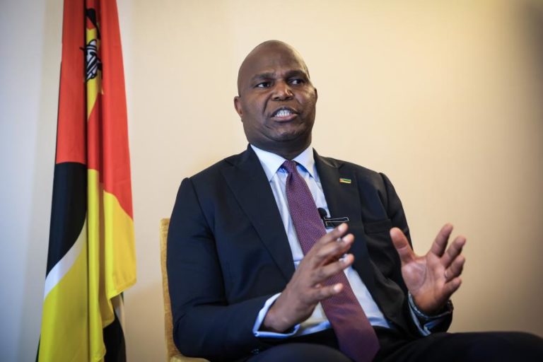 Daniel Chapo não descarta diálogo para acabar com terrorismo em Cabo Delgado