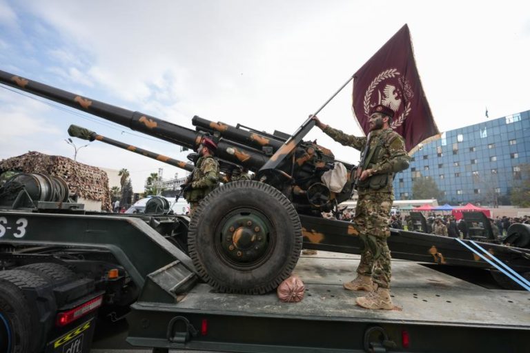 Ataque contra patrulha militar síria e norte-americana na Síria causa vários feridos