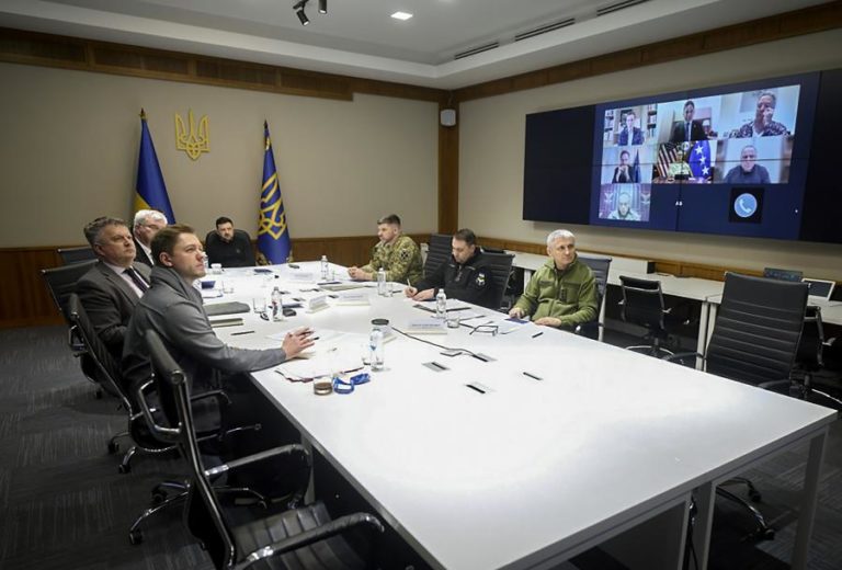 Zelensky afirma que ainda não recebeu resposta dos EUA às últimas propostas de paz