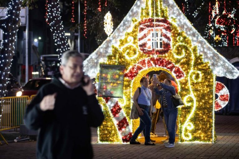 Apesar da crise, luso-venezuelanos levam iguarias portuguesas para a mesa de Natal