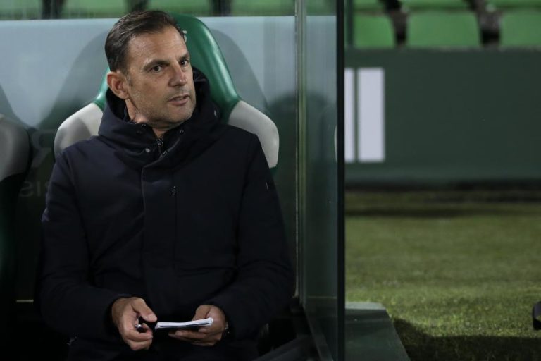 Treinador do Rio Ave antevê duelo de “exigência máxima” frente ao Sporting