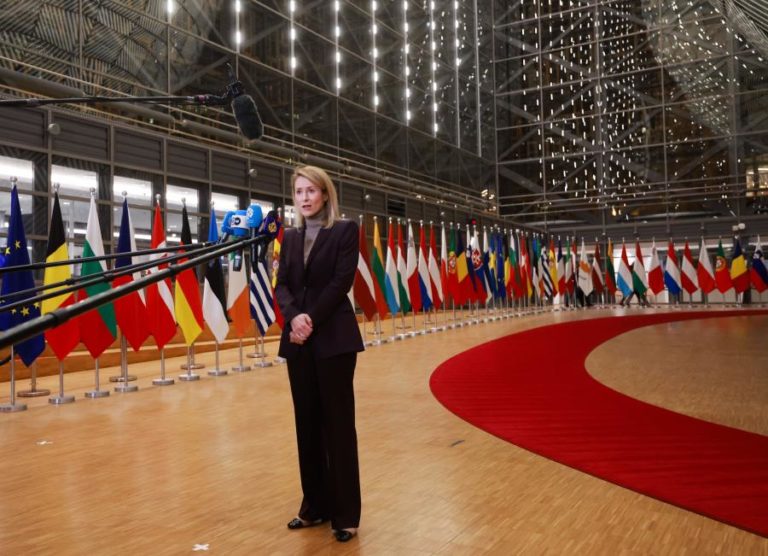 Kallas fala em semana decisiva para encontar solução para o financiamento da Ucrânia