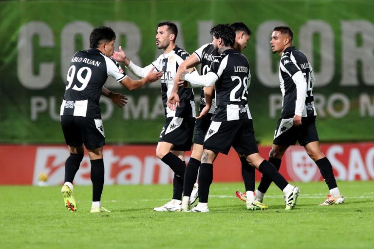Nacional dá a volta ao Tondela nos ‘descontos’ e regressa aos triunfos