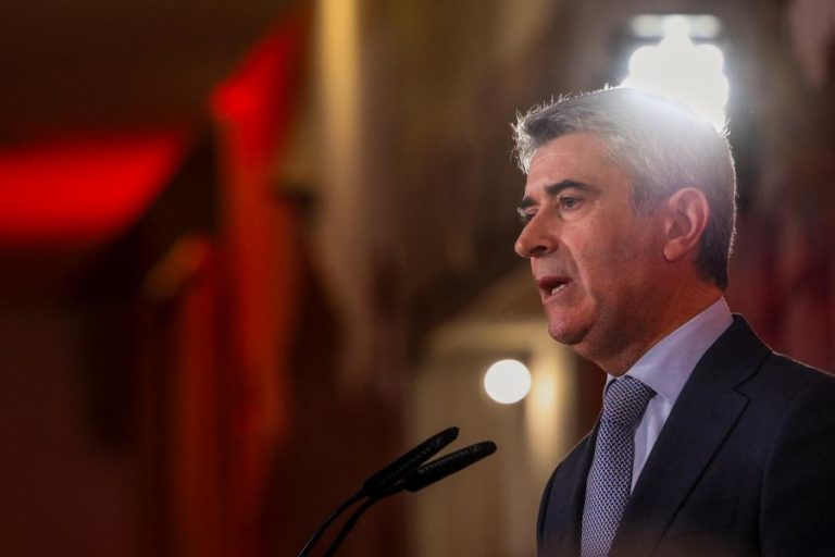 Carneiro questiona Governo sobre estratégia de segurança rodoviária deixada pelo PS