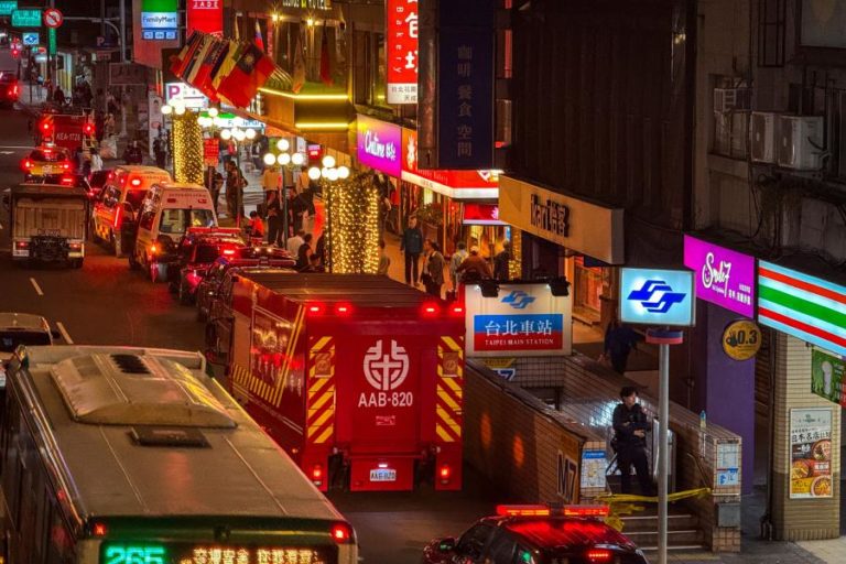 Pelo menos oito feridos em ataques no metro em Taiwan