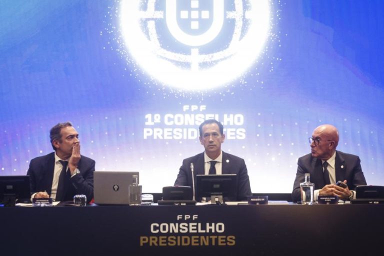 Pedro Proença diz que “futebol português vive hoje uma grande união”