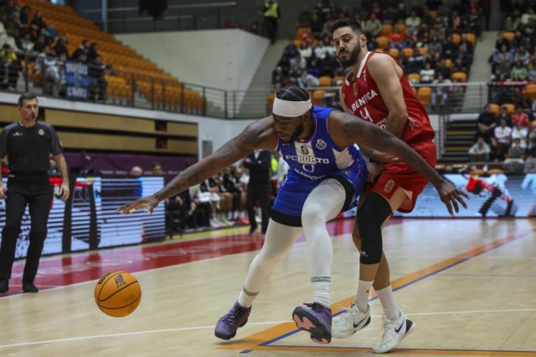 Benfica vence FC Porto e conquista pela 16.ª vez a Supertaça de basquetebol