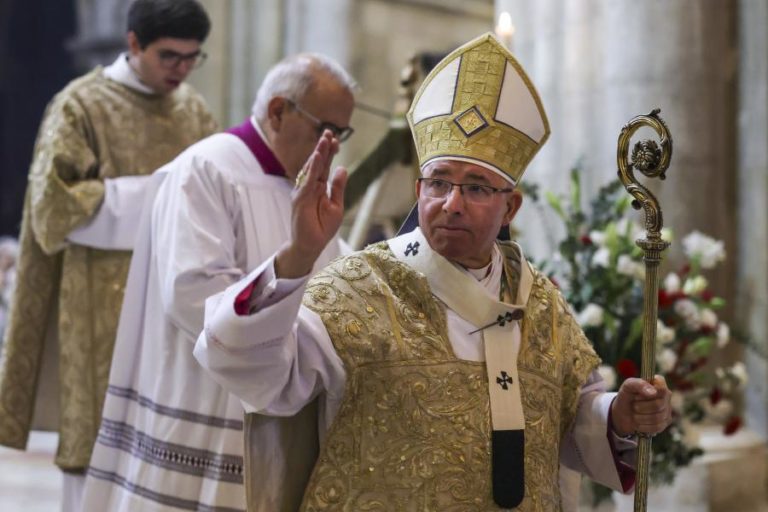 Patriarca de Lisboa critica corrida ao armamento e medo da diferença