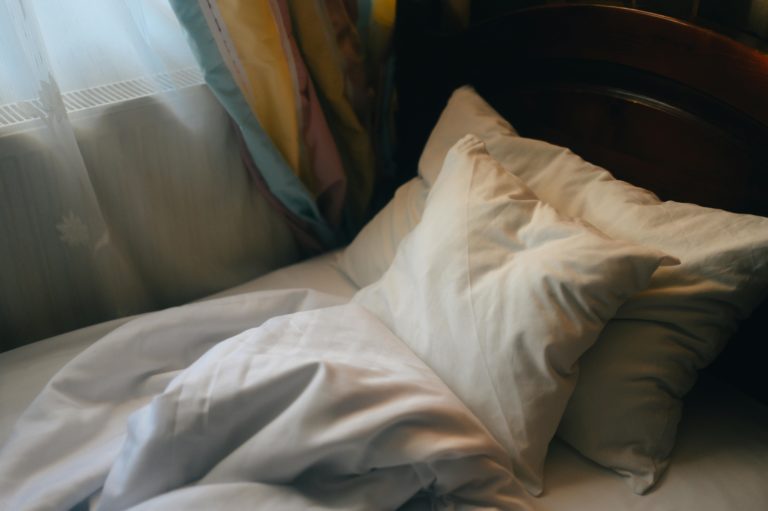 Estudo da U of T revela possível relação entre perturbação do sono e demência