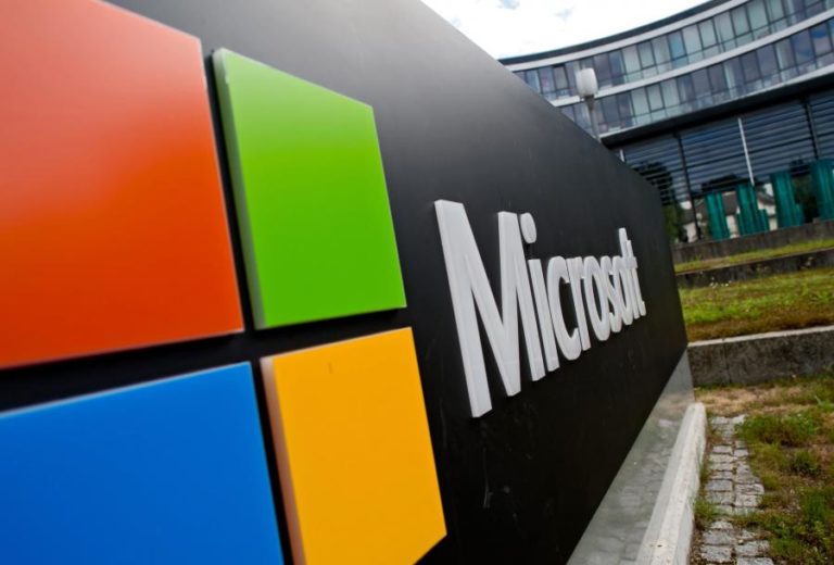 Microsoft apresenta novo chip de IA para competir com Google e Amazon
