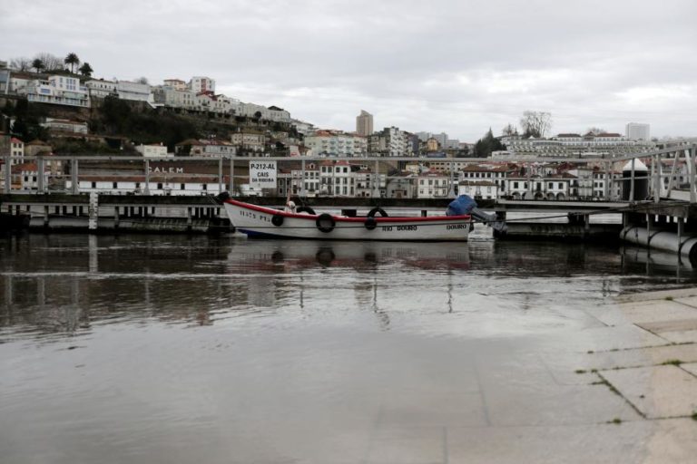 Proteção Civil alerta para o risco de cheias nas zonas ribeirinhas do Porto