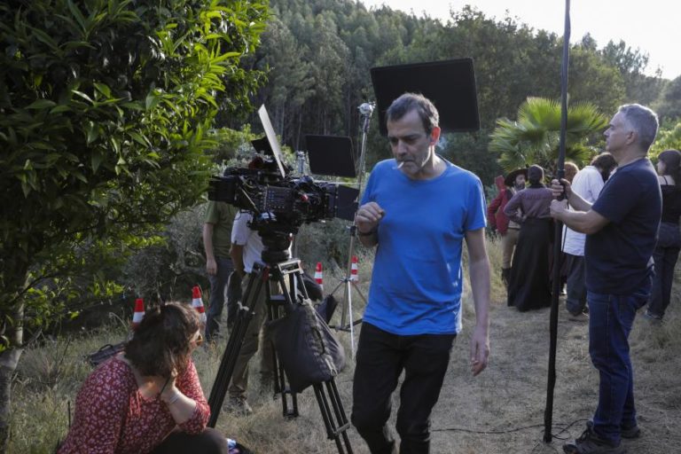 Filme “A Providência e a Guitarra” de João Nicolau abre hoje Festival de Roterdão