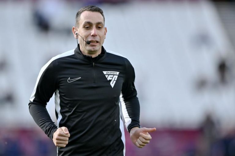 Árbitro David Coote condenado a nove meses de prisão por pornografia infantil