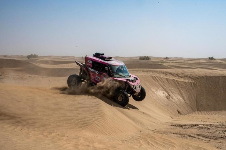 Maria Gameiro foi “bem recebida” no Dakar, mas “homens detestam ser passados”