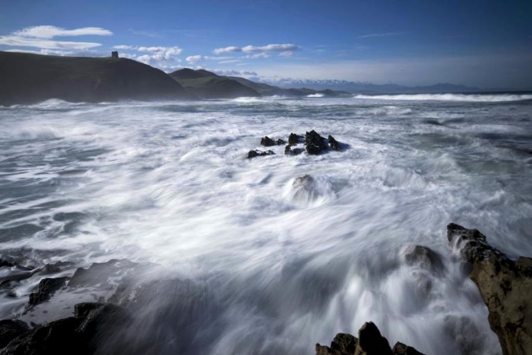 Temperaturas oceânicas atingiram mais um máximo histórico em 2025