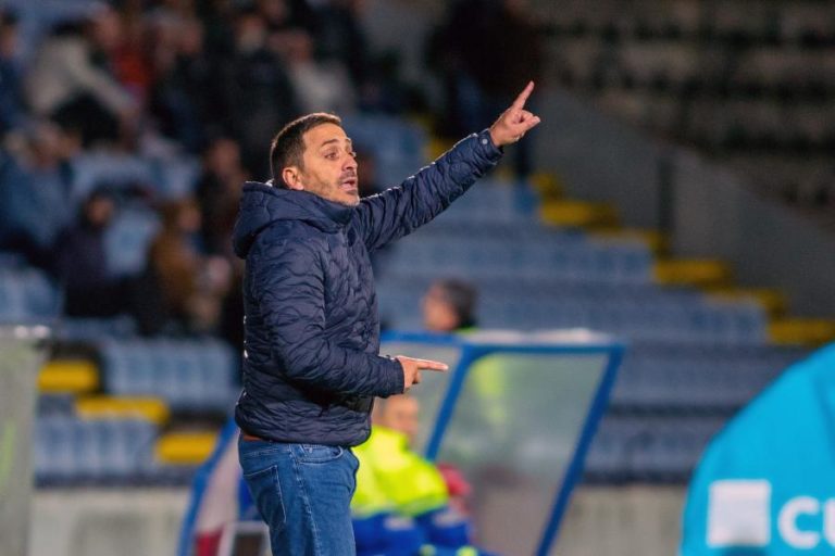 Treinador quer transformar “crescimento” do Santa Clara em pontos