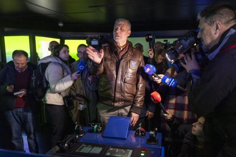 Gouveia e Melo ataca “boys” e promete exigir responsabilidades por falhas no Estado