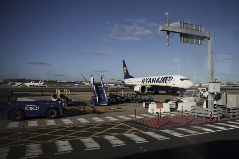 Ryanair registou um lucro de 30 ME no 3.º trimestre fiscal,  menos do que em 2024