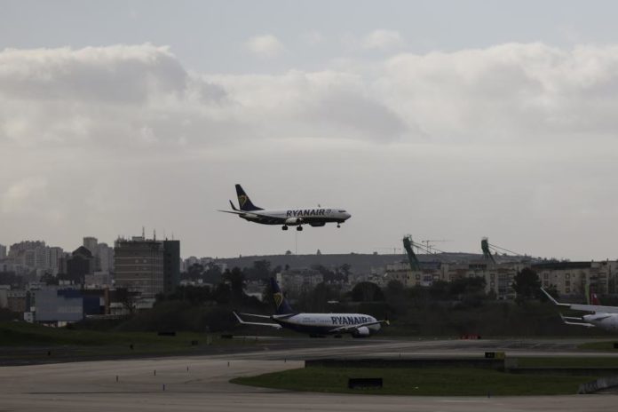 46311004.jpg