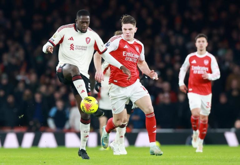 Arsenal fica-se pelo ‘nulo’ e falha chance de distanciar-se ainda mais no topo