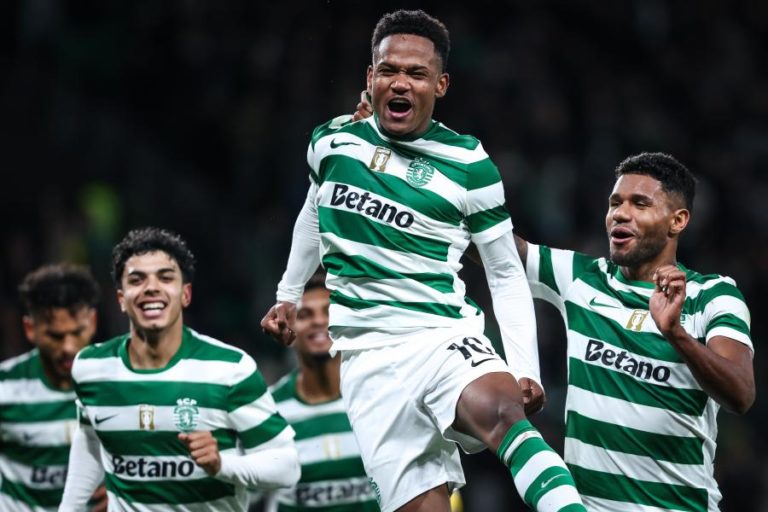 Sporting regressa aos triunfos impondo-se por 3-0 ao Casa Pia