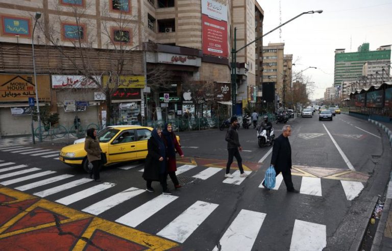 Procurador iraniano nega afirmação de Trump de que 800 prisioneiros foram poupados da execução