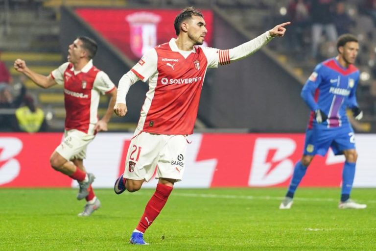 I Liga: Sporting de Braga goleia Alverca e sobe à condição ao quarto lugar