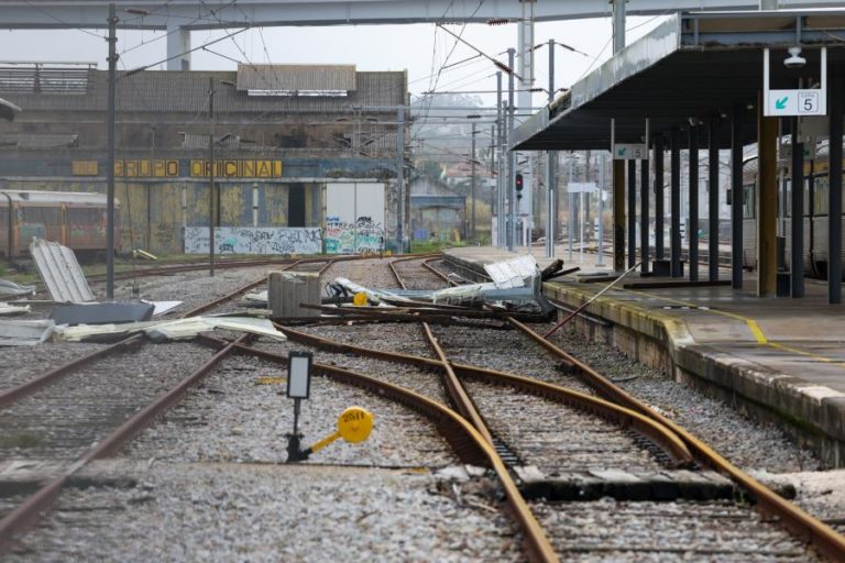 Linhas ferroviárias do Norte, Douro, Beira Baixa e Oeste ainda com interrupções