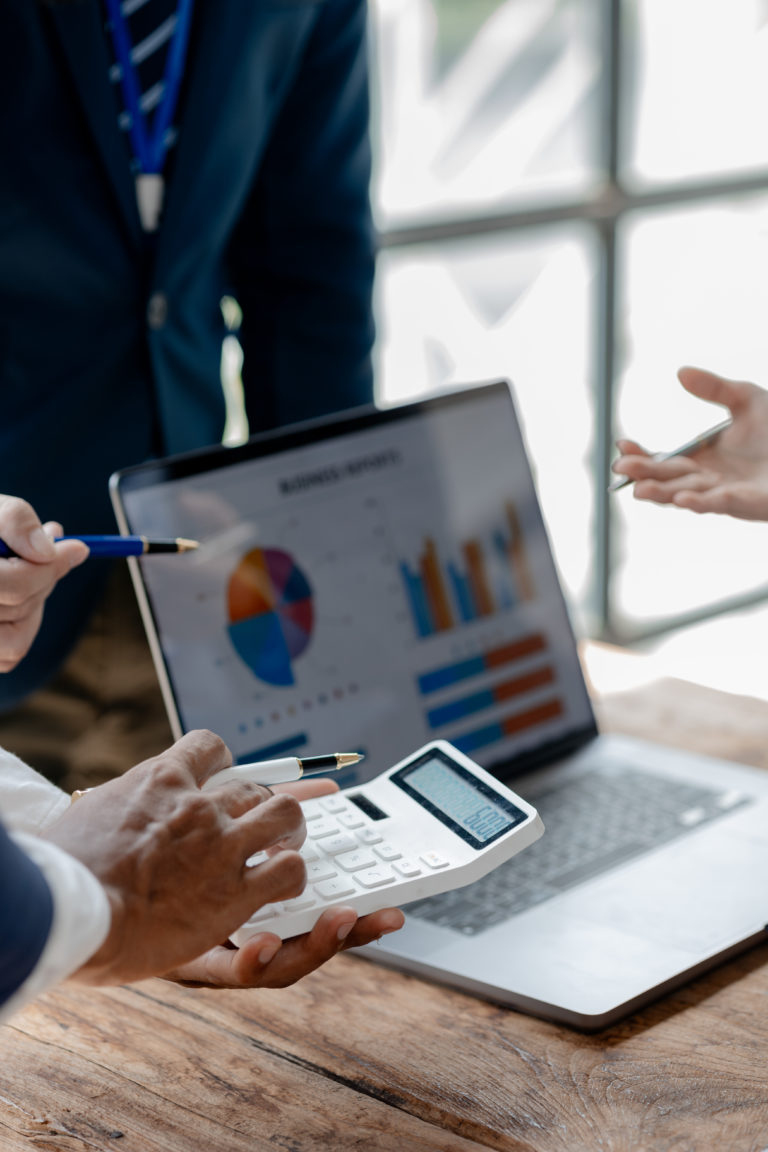 Estudo analisa concorrência em opções de crédito empresarial no Canadá