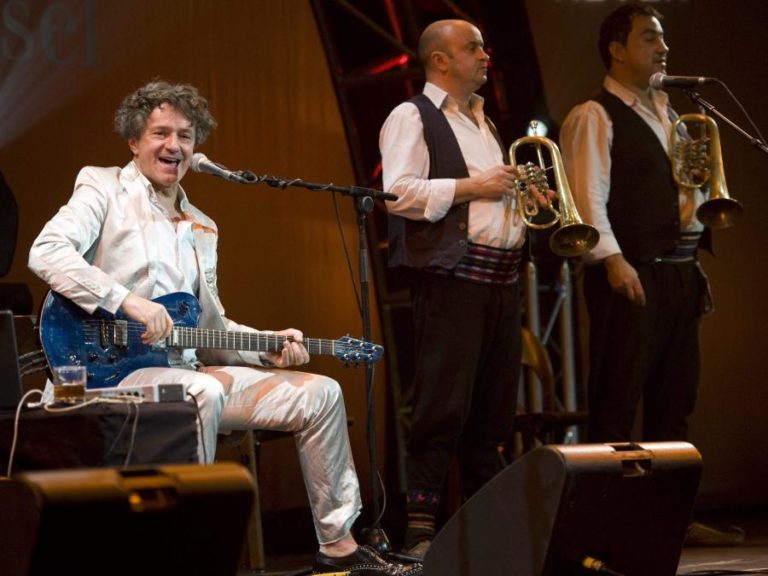 Goran Bregovic, Seun Kuti, Salif Keita e Tiken Jah Fakoly atuam no Festival MED 2026