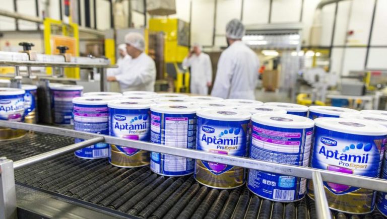 Danone recolhe cinco lotes de leite infantil Aptamil em Portugal por “prevenção”
