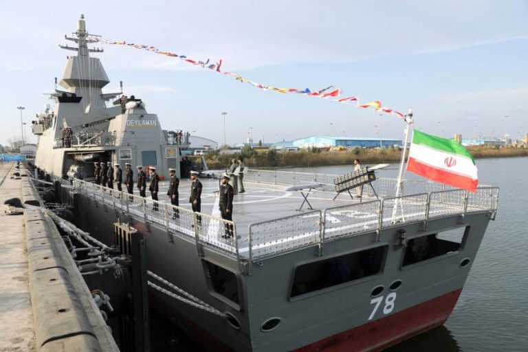 Guarda Revolucionária iraniana alertou navios para fecho do estreito de Ormuz – Força Naval da UE