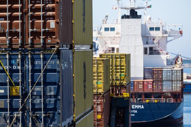 Comércio de bens do G20 cresce em 2025, exportações sobem 5,3% – OCDE