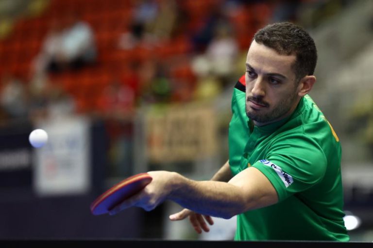Marcos Freitas e Fu Yu afastados nos ‘quartos’ do Top 16 Europeu de ténis de mesa