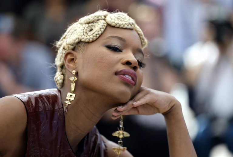 Atriz Cleo Diára está hoje em Berlim para programa de talentos “Shooting Stars”