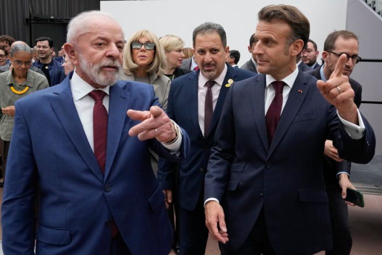 Macron convida Lula da Silva para cimeira do G7 em França