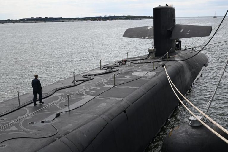 Austrália anuncia investimento de 2MM em estaleiro que vai construir submarinos nucleares