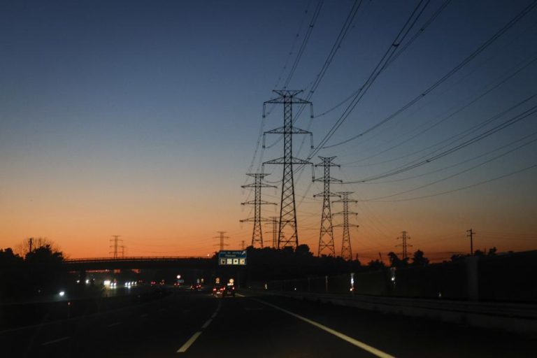 Governo avança com estudo de adaptação do Sistema Elétrico Nacional às alterações climáticas