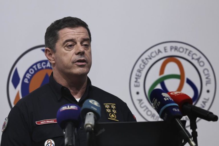 Mau tempo: Depressão Marta vai deslocar-se para norte – Proteção Civil