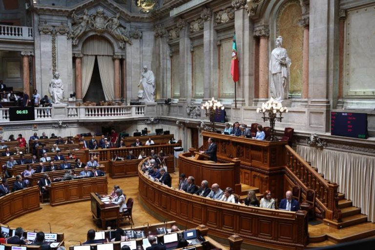 Partidos tentam acordo no parlamento sobre Conselho de Estado, TC e Provedor de Justiça