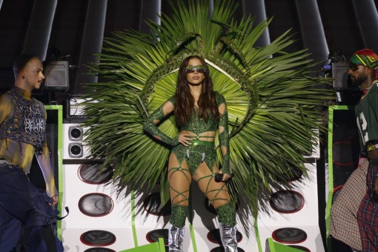 Anitta atua em Portugal em julho em concerto em nome próprio
